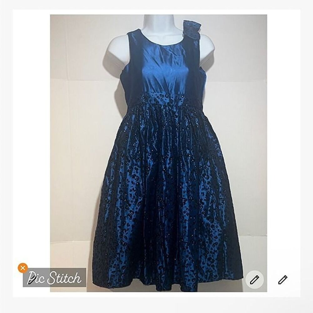 Size 7 Midnight Blue Elegant Girls Formal Dress